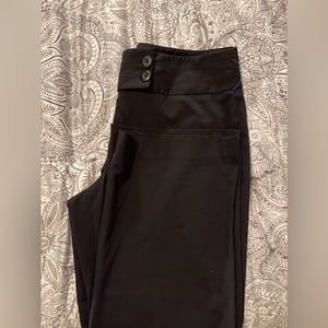 Black dress pants 
Size 16 regular 
Boot cut 
Catos